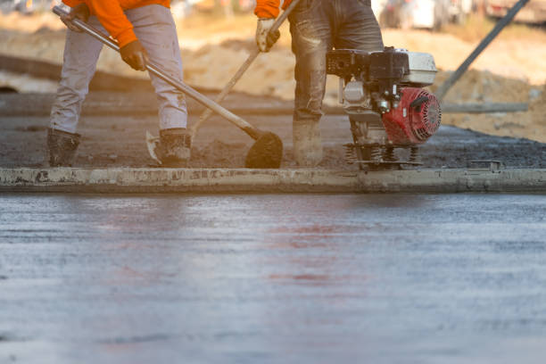  La Vernia, TX Concrete contractor Pros
